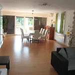Ceki * Zara