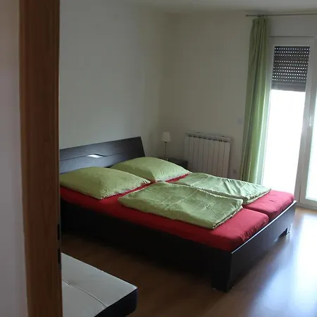 Ceki Apartman Zadar