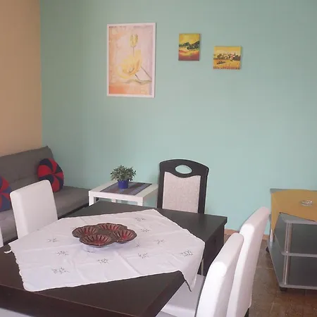 Ceki Lägenhet *