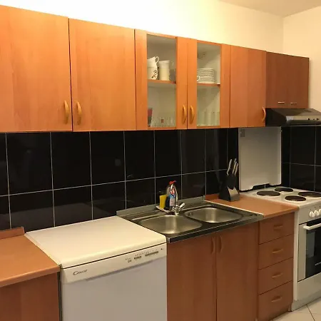 Ceki Apartman *